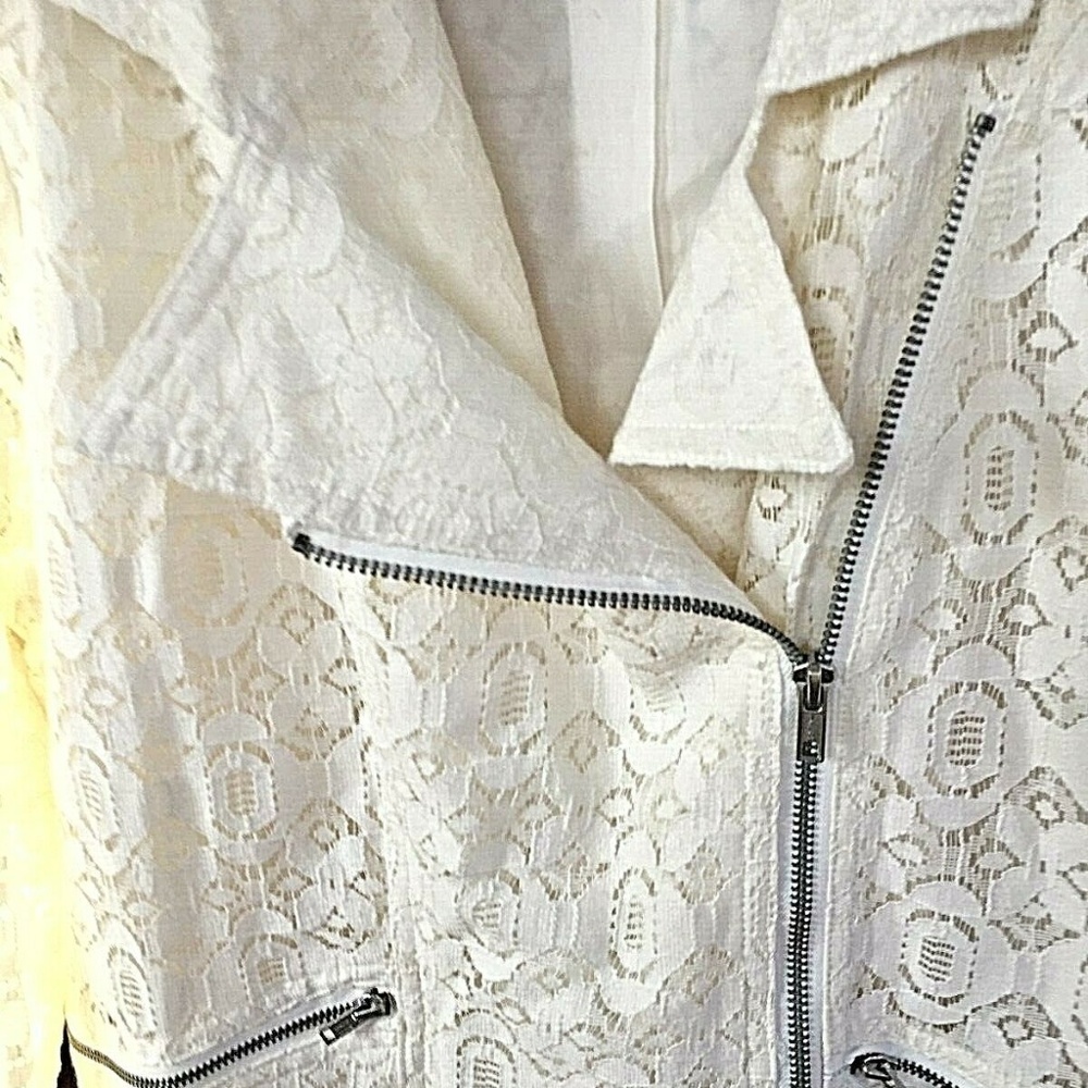 Cato Ivory Lace Spring Jacket~L~Preowned